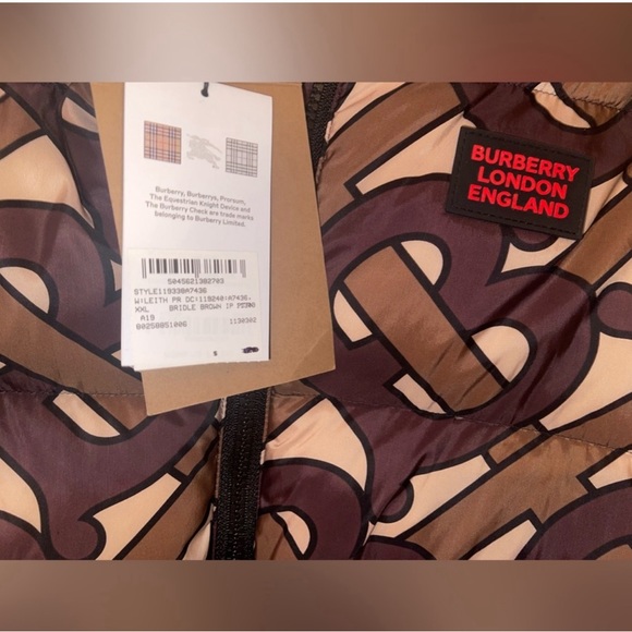 Burberry Monogram Print Hooded Puffer Coat - Picture 4 of 4